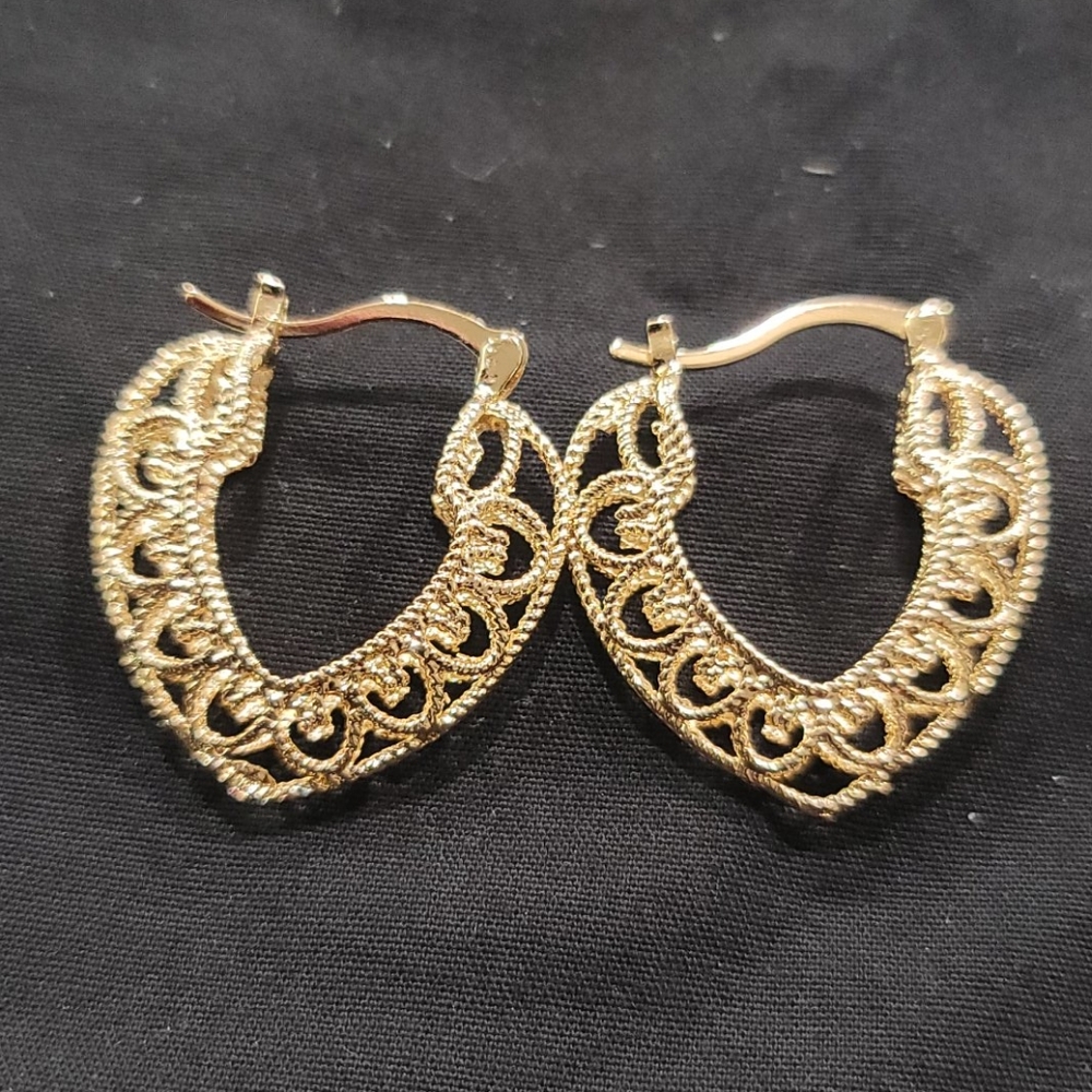 Heart wooven basket earrings